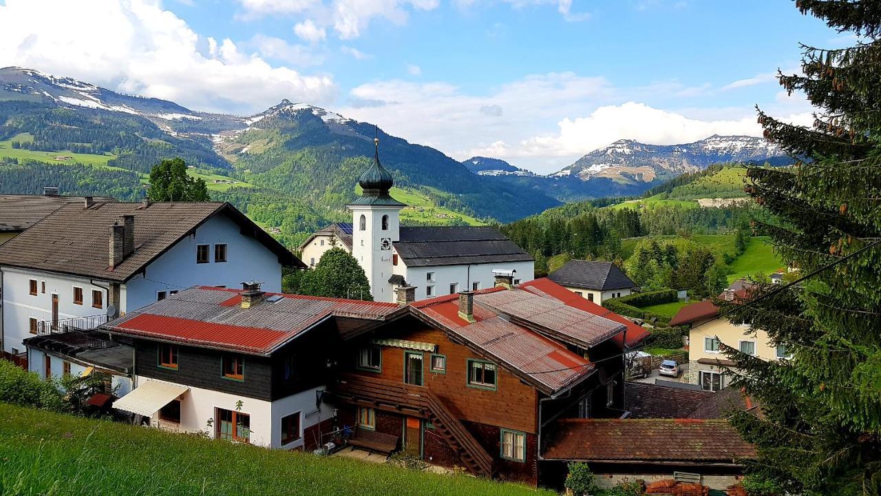 Tauglerei Appartement Enzian In Den Zauberbergen سانكت كولومن المظهر الخارجي الصورة